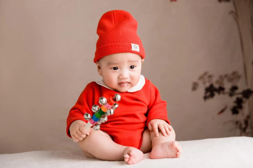 范县宝宝频繁吐奶怎么回事